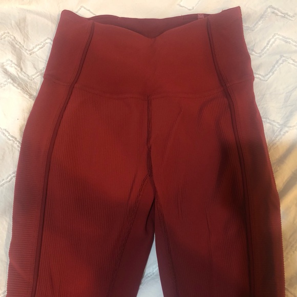 Lululemon Fast and Free High Rise Tight 25” - Picture 4 of 10